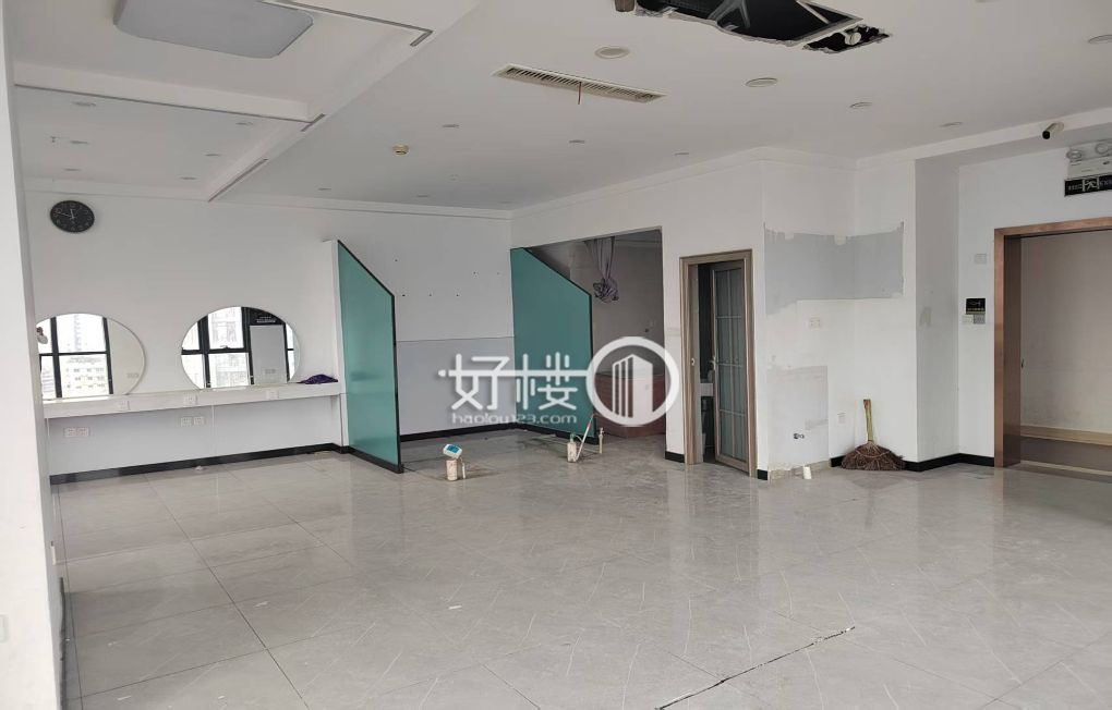 大坪丨龙湖时代天街丨精装修公寓平层办公室出租m²写字楼|办公室出租|租赁/租金/图片